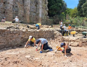 Tornano gli archeologi sull’Acropoli di Populonia con una nuova campagna di indagini archeologiche